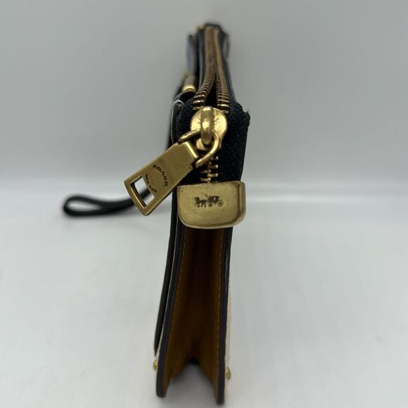 COACH Wristlet Tri-Color Leather Brass Hardware Zippered w/ Front Pocket - Picture 11 of 12